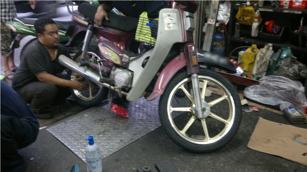 tukar sportrim motor honda ex-5